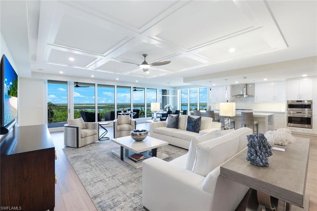 13925 Old Coast Rd 606, Naples, FL 34110-2