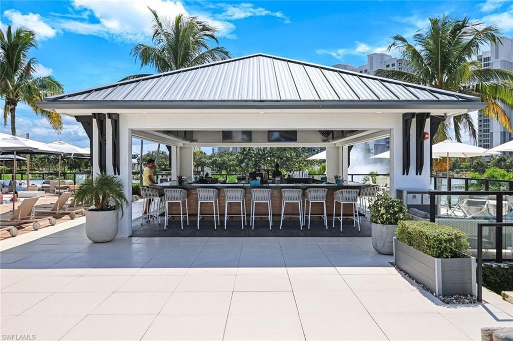 13925 Old Coast Rd 606, Naples, FL 34110-32
