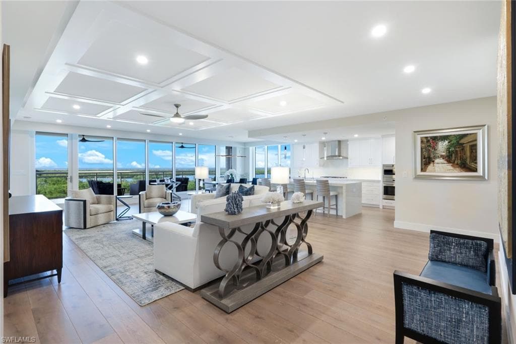 13925 Old Coast Rd 606, Naples, FL 34110-3
