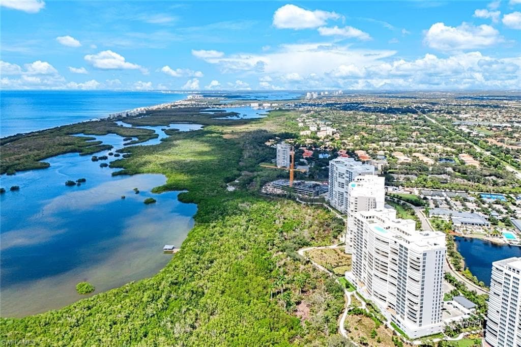 13925 Old Coast Rd 606, Naples, FL 34110-43