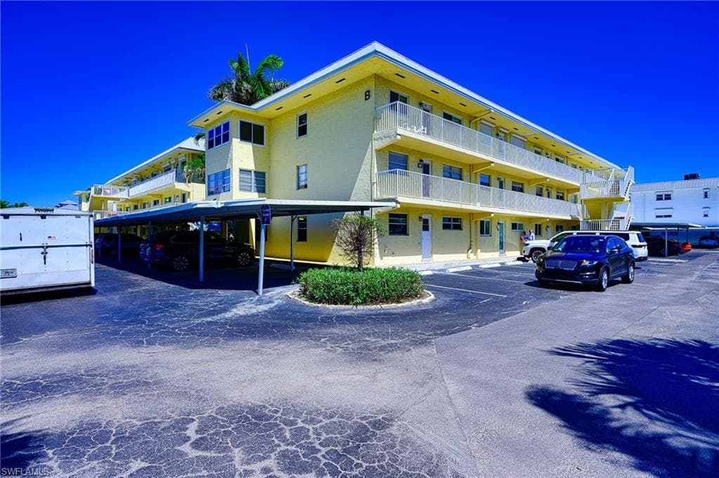 1100 8th Ave S 309c, Naples, FL 34102-30