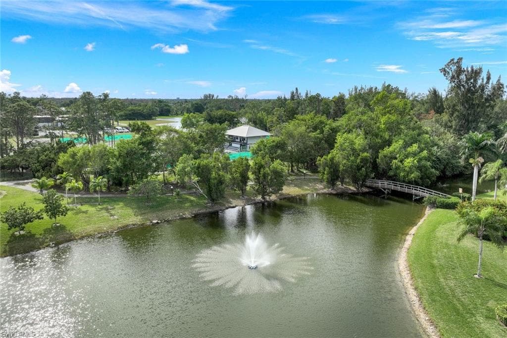 1609 Spoonbill Ln B, Naples, FL 34105-23
