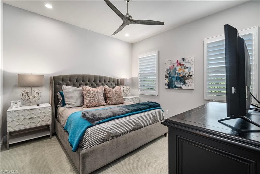 8860 Saint Lucia Dr 201, Naples, FL 34114-20