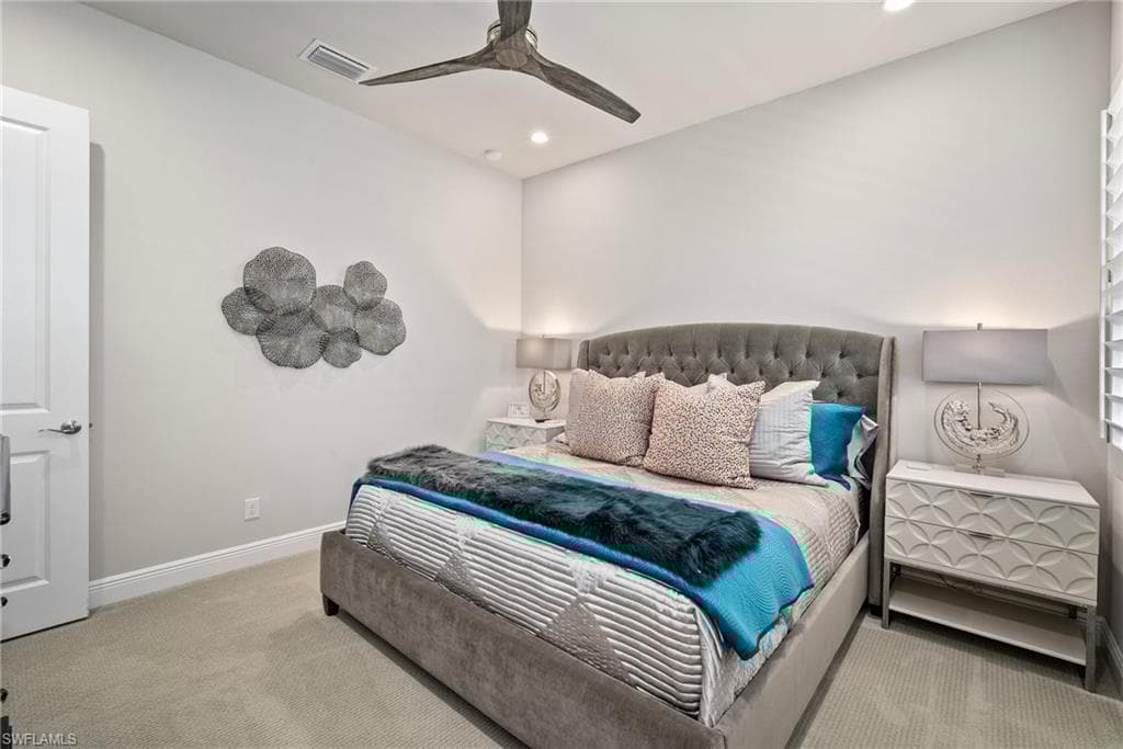 8860 Saint Lucia Dr 201, Naples, FL 34114-21