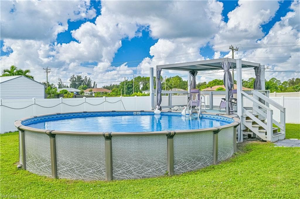 2617 42nd St SW, Lehigh Acres, FL 33976-3