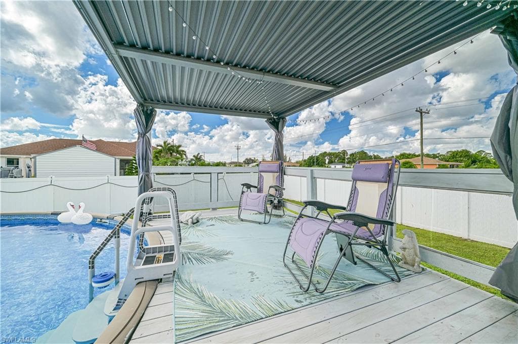 2617 42nd St SW, Lehigh Acres, FL 33976-4