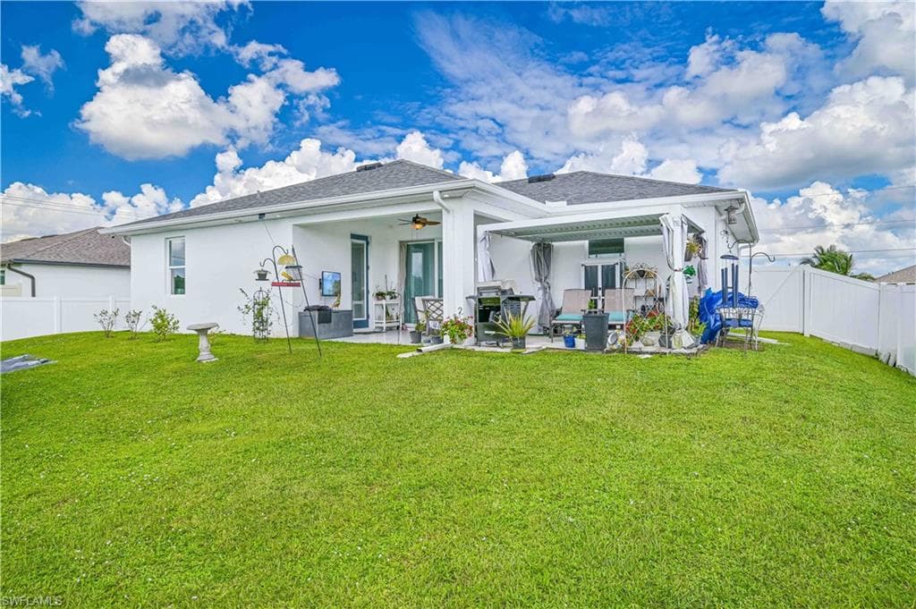 2617 42nd St SW, Lehigh Acres, FL 33976-5