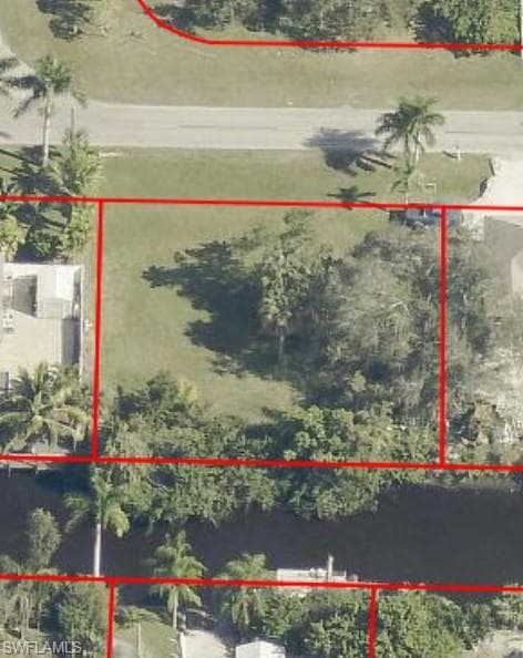 217 Alameda Ave, Fort Myers, FL 33905-4