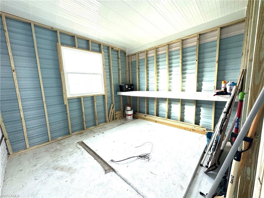 731 Blanca, North Port, FL 34287-13