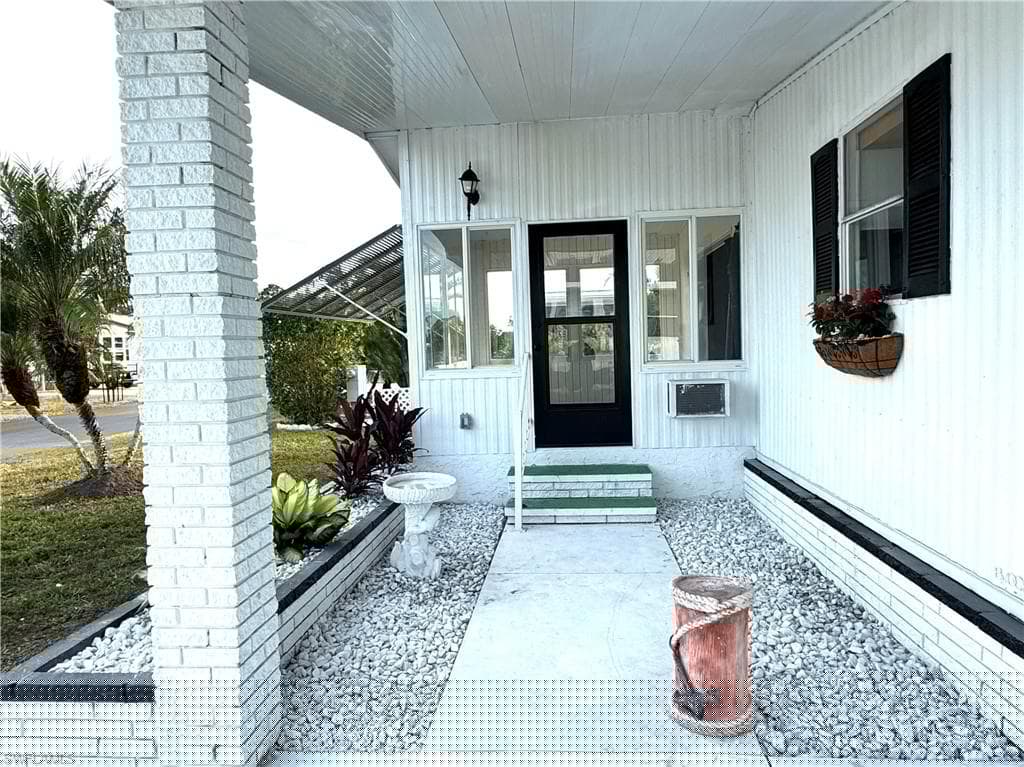 731 Blanca, North Port, FL 34287-4
