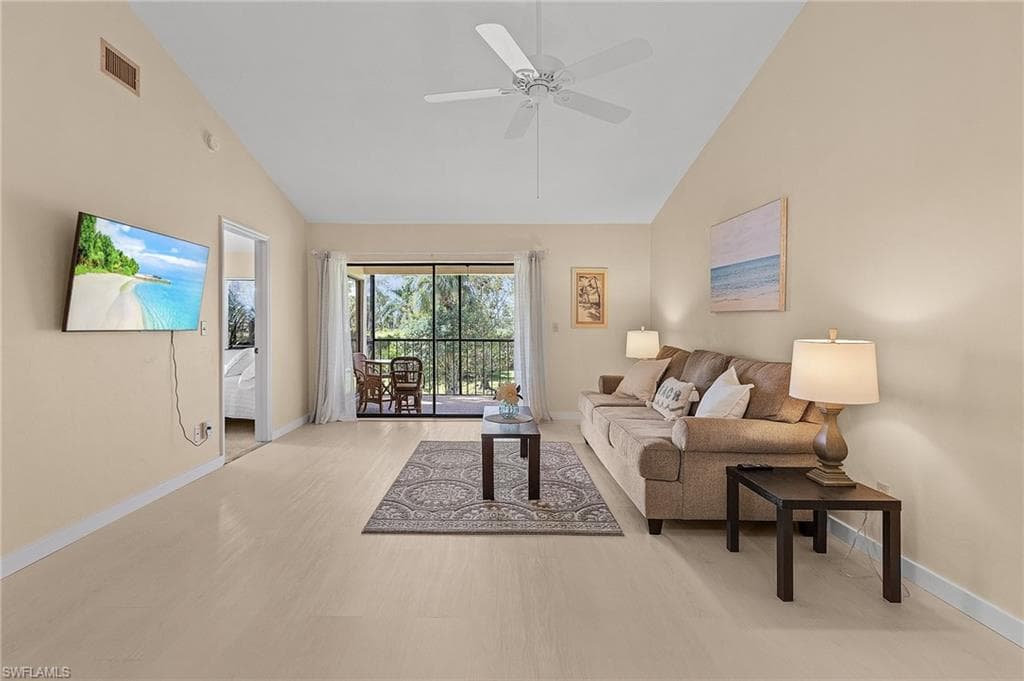 5825 Rattlesnake Hammock Rd 201, Naples, FL 34113-10