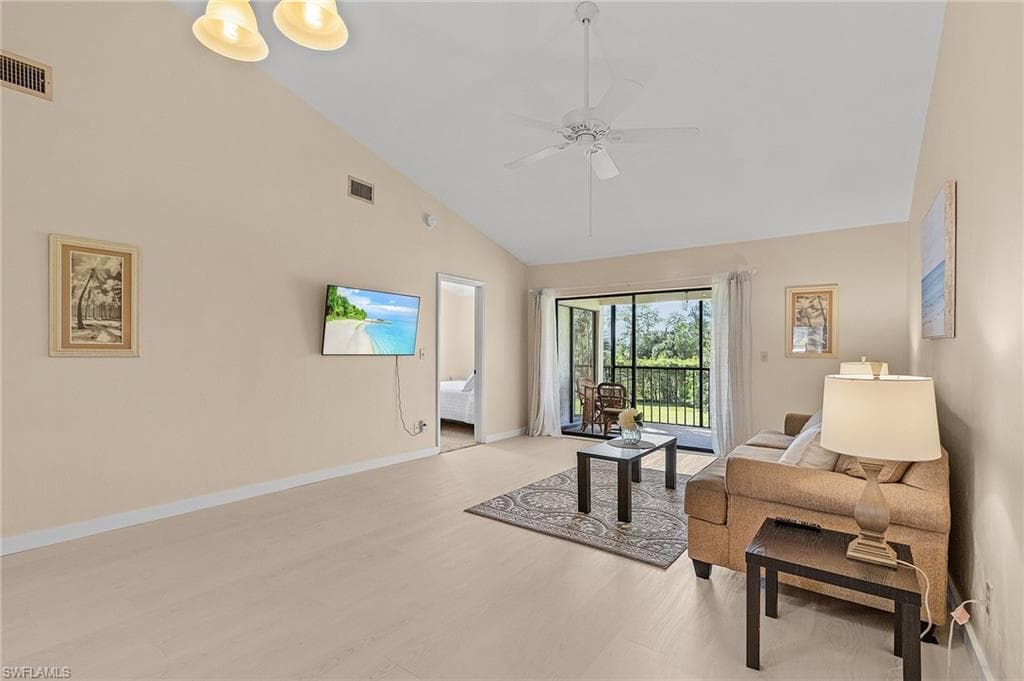 5825 Rattlesnake Hammock Rd 201, Naples, FL 34113-11