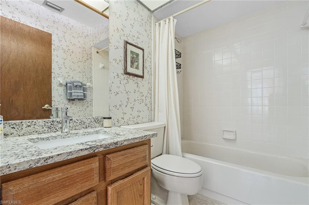 5825 Rattlesnake Hammock Rd 201, Naples, FL 34113-22
