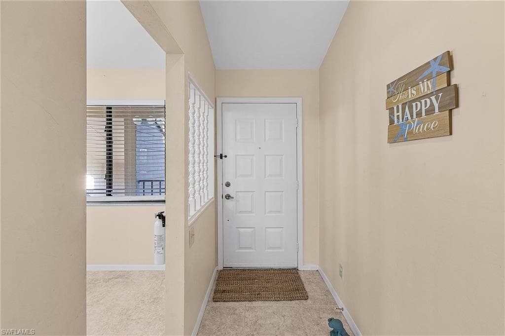 5825 Rattlesnake Hammock Rd 201, Naples, FL 34113-5