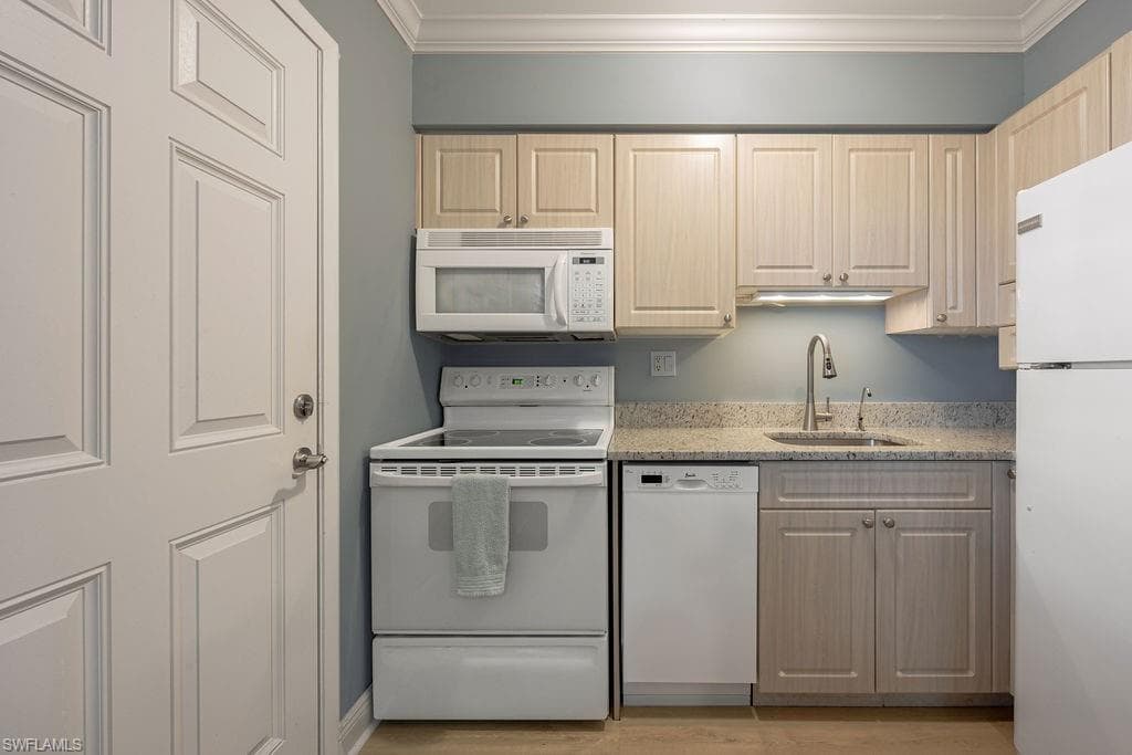130 Collier Blvd A7, Marco Island, FL 34145-2
