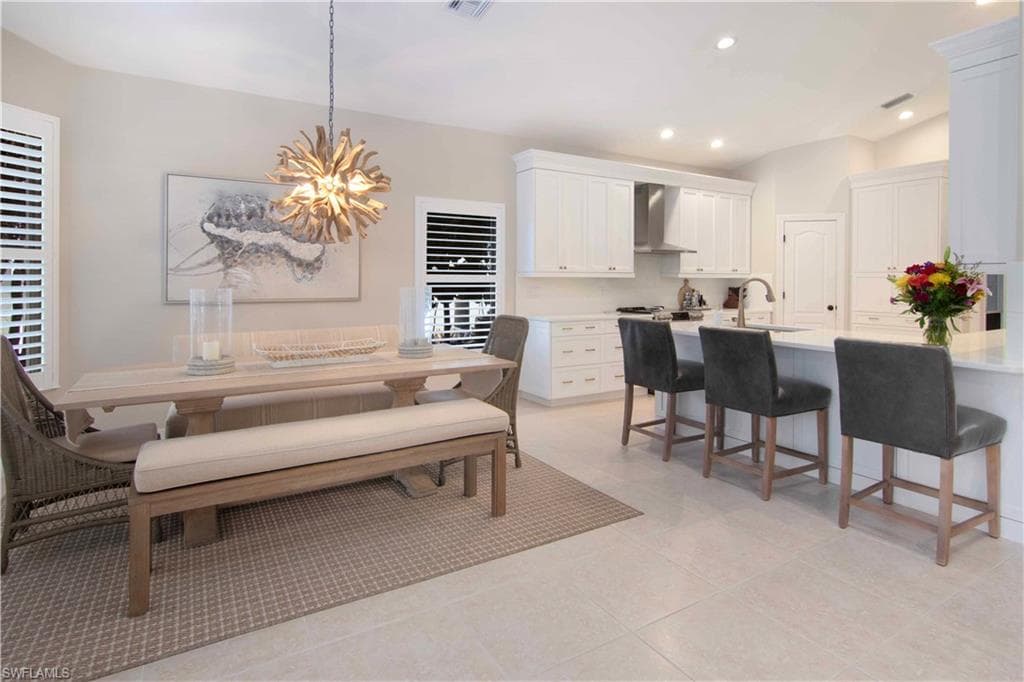 6980 Mauna Loa Ln, Naples, FL 34113-11