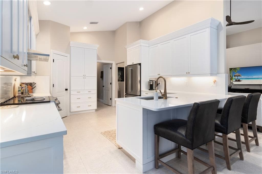 6980 Mauna Loa Ln, Naples, FL 34113-12