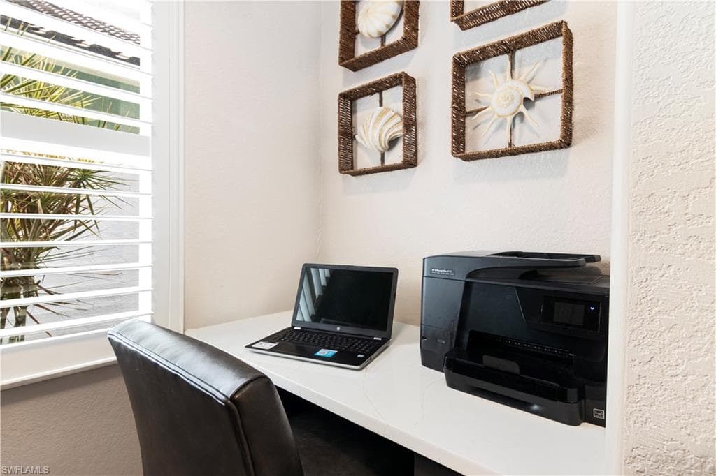 6980 Mauna Loa Ln, Naples, FL 34113-19