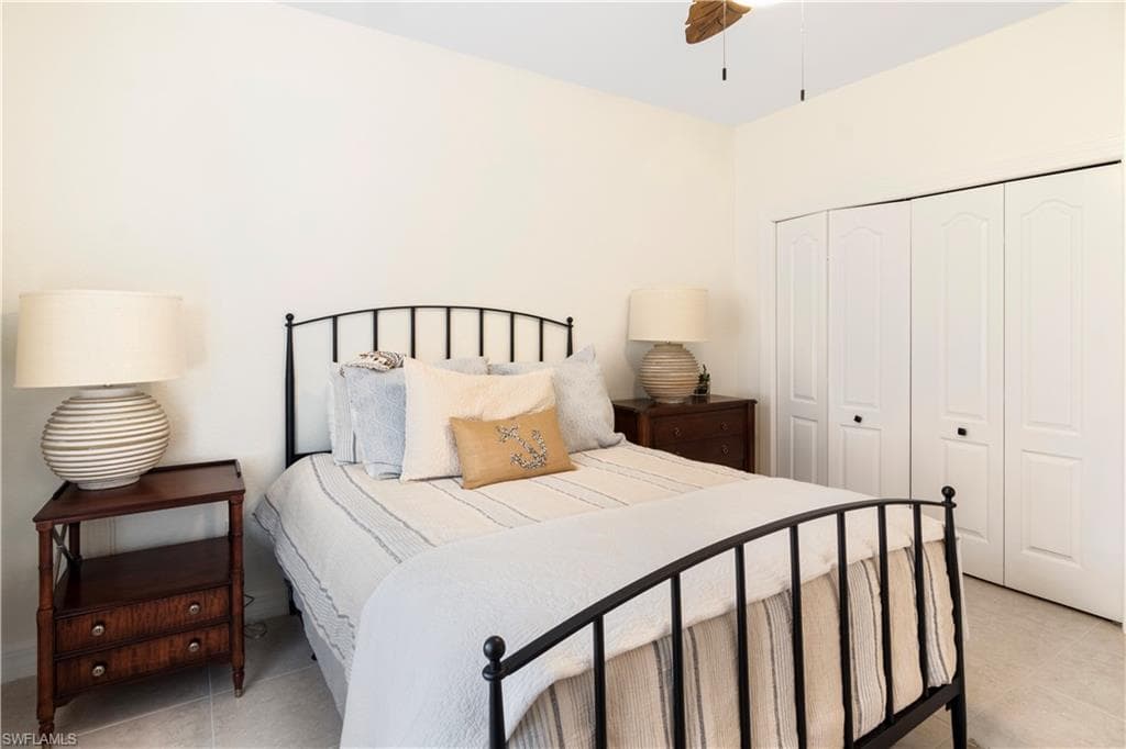 6980 Mauna Loa Ln, Naples, FL 34113-29
