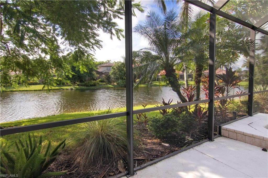 6980 Mauna Loa Ln, Naples, FL 34113-42