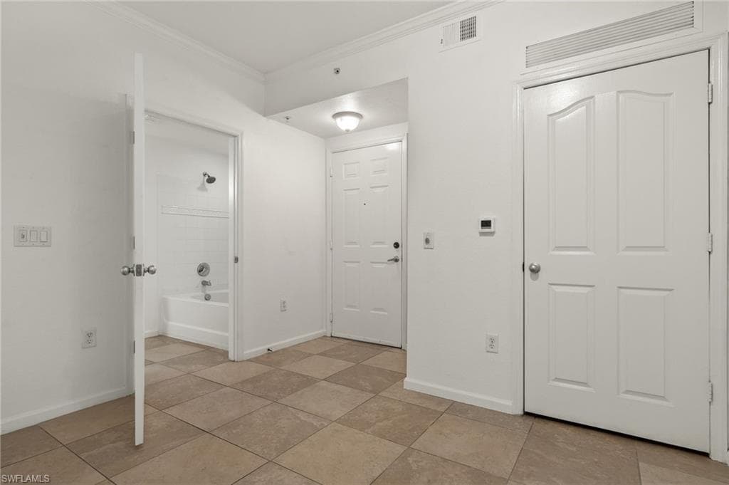 12990 Positano Cir 106, Naples, FL 34105-5