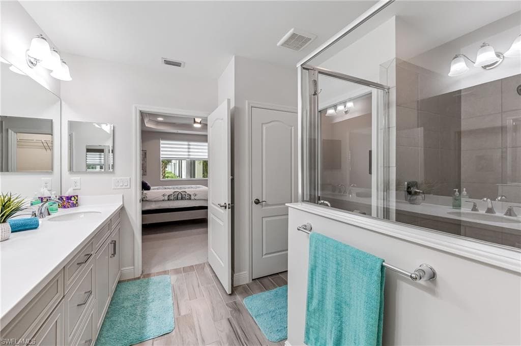 6940 Avalon Cir 503, Naples, FL 34112-25