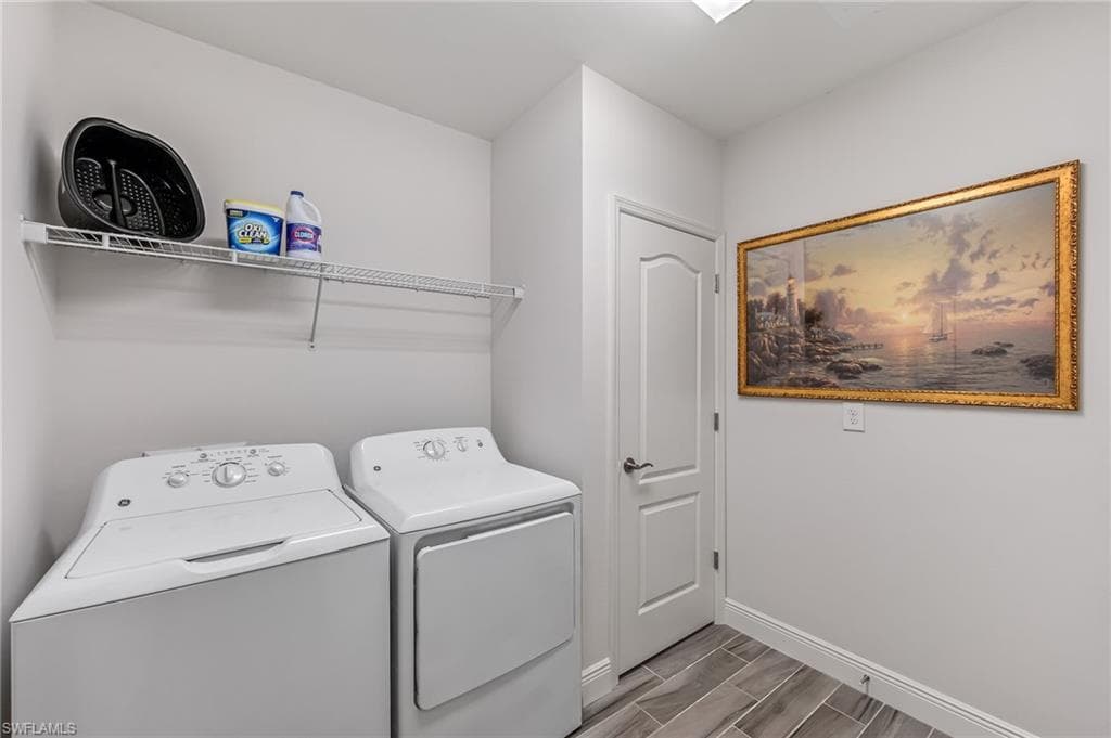 6940 Avalon Cir 503, Naples, FL 34112-34