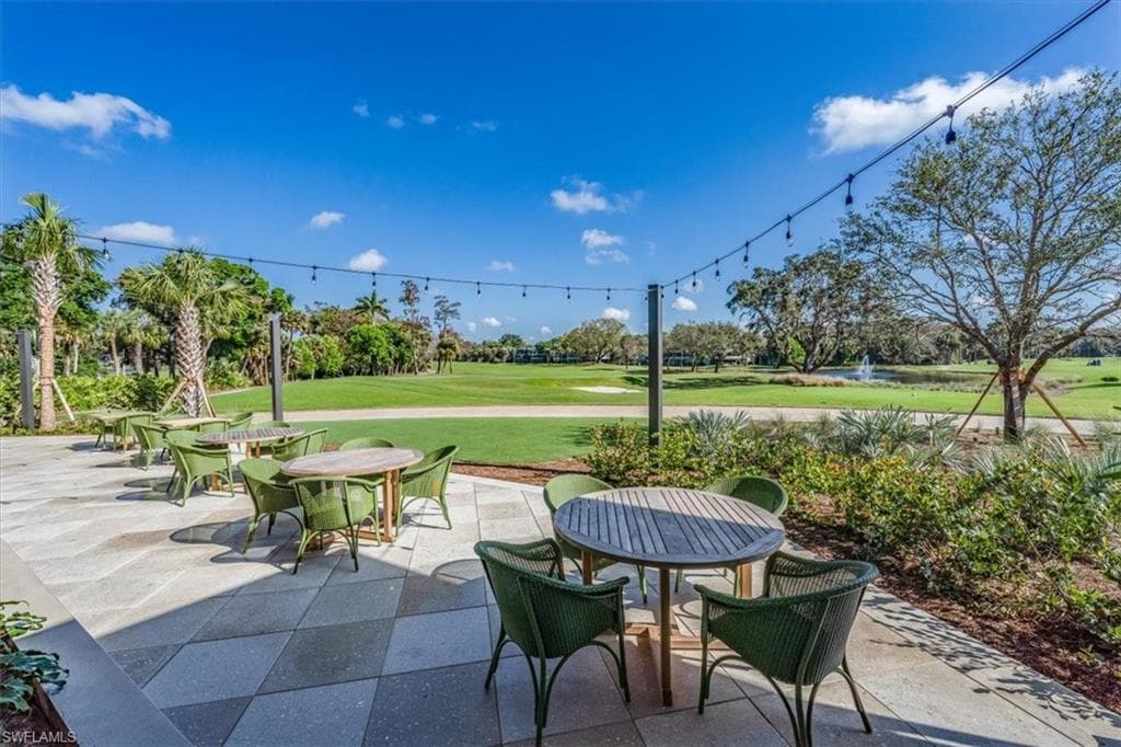 104 Wilderness Dr 341, Naples, FL 34105-32