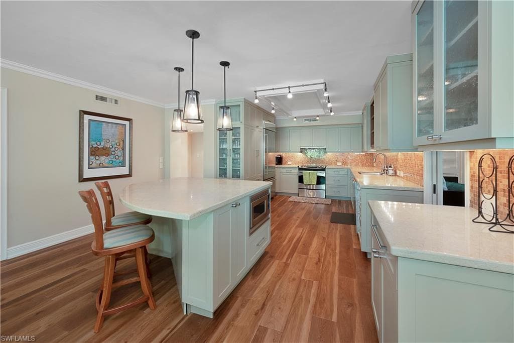 104 Wilderness Dr 341, Naples, FL 34105-3