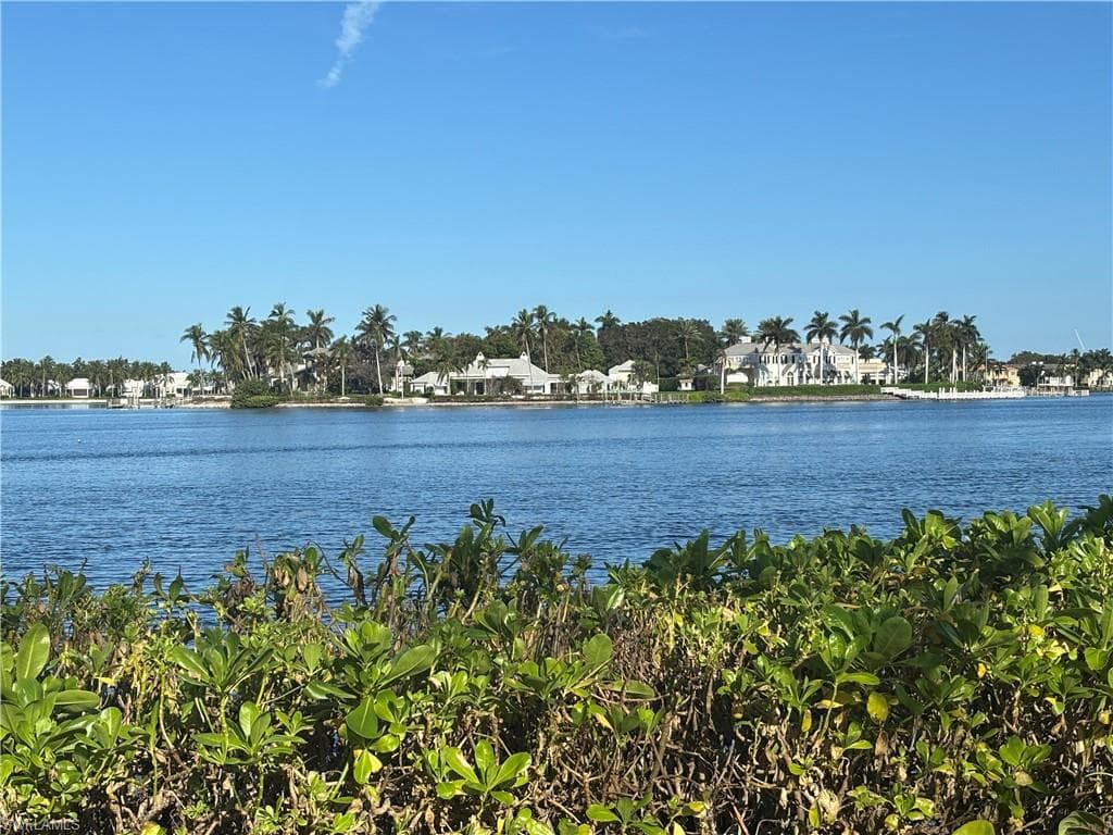 1819 Danford St, Naples, FL 34112-5