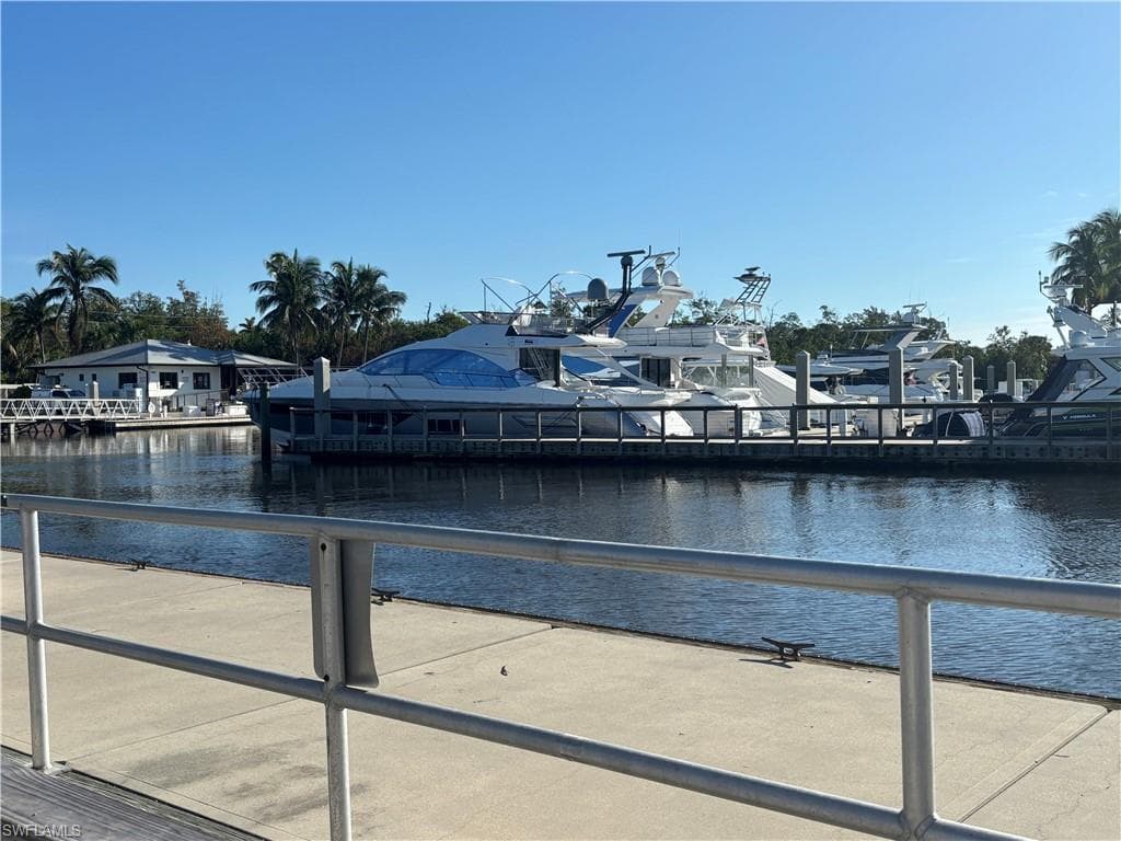 1819 Danford St, Naples, FL 34112-7