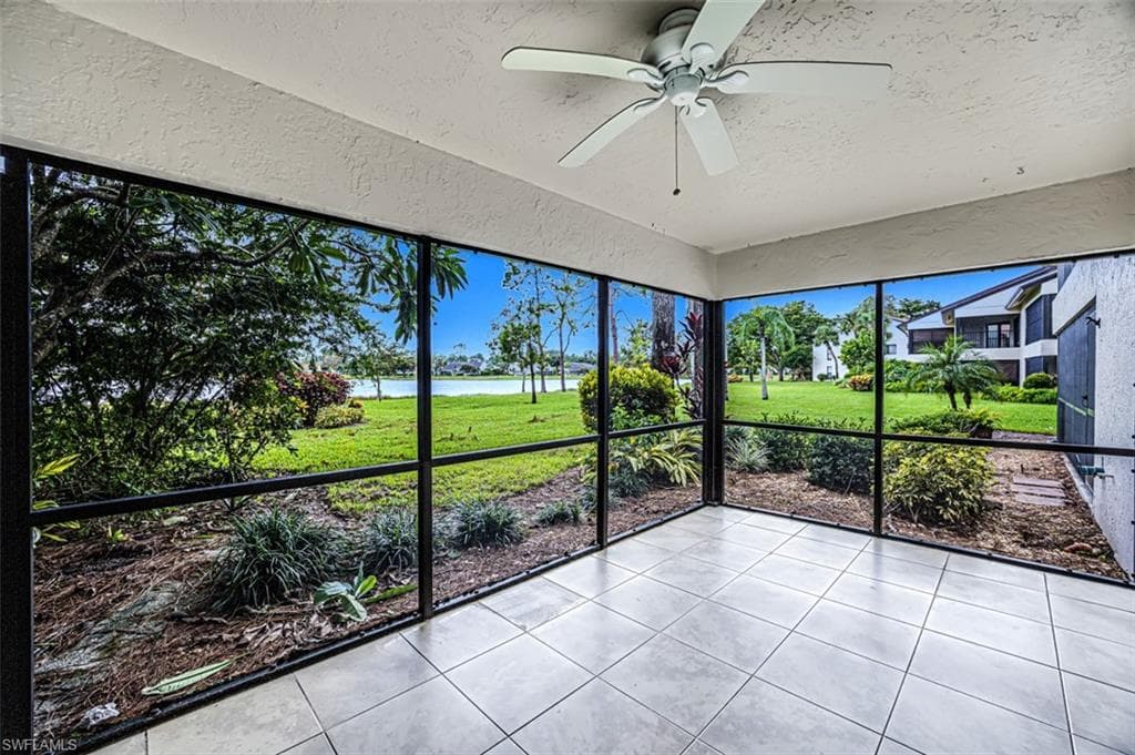 1798 Kings Lake Blvd 104, Naples, FL 34112-3