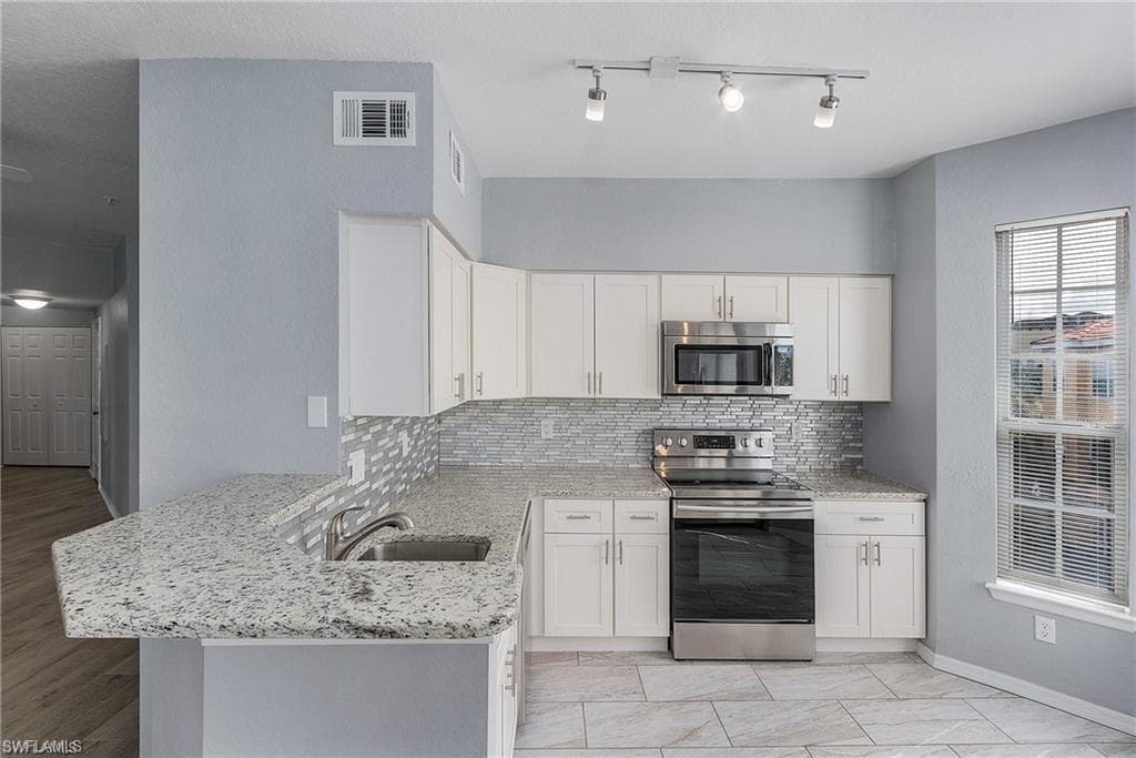 23520 Walden Center Dr 303, Estero, FL 34134-5