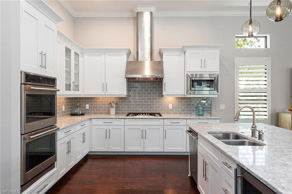 3193 Olympia Ln, Naples, FL 34114-11