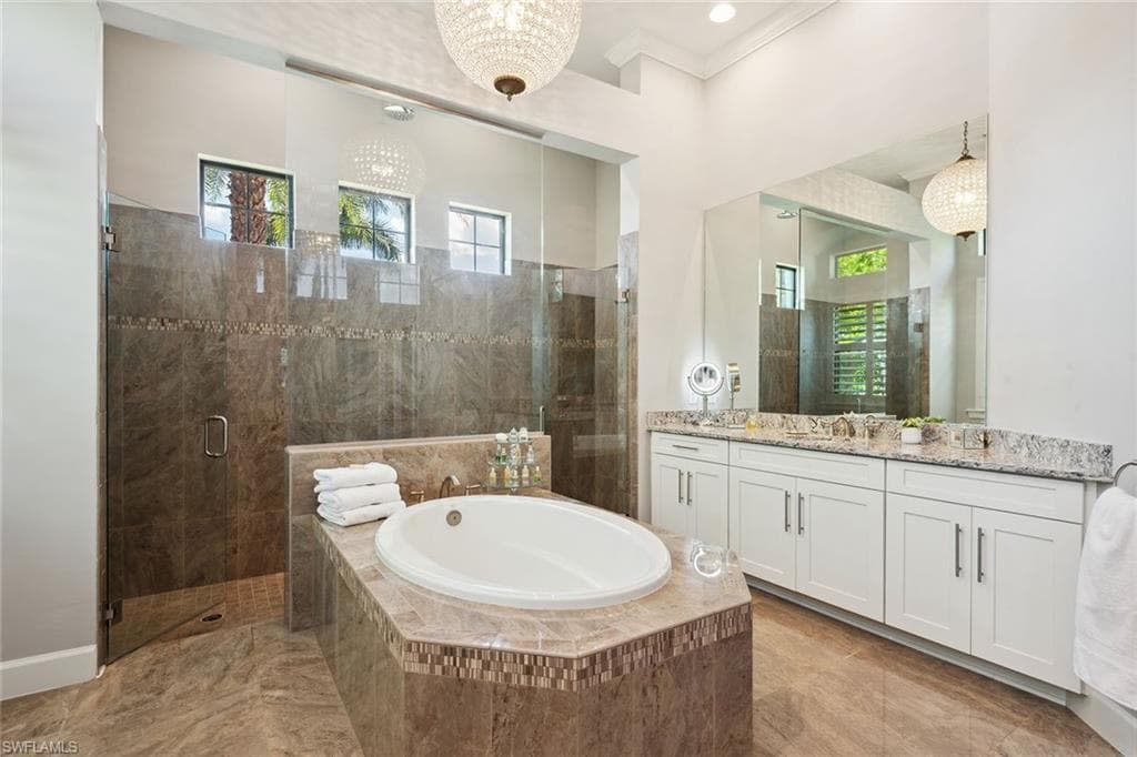 3193 Olympia Ln, Naples, FL 34114-19