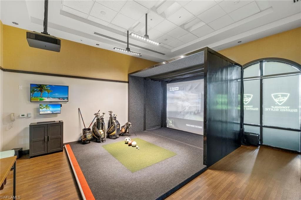 1055 Sandpiper St H-202, Naples, FL 34102-32