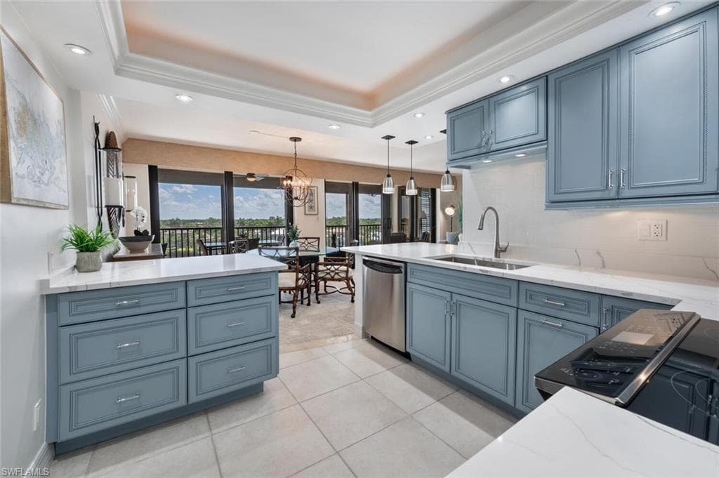 2400 Gulf Shore Blvd N 604, Naples, FL 34103-18