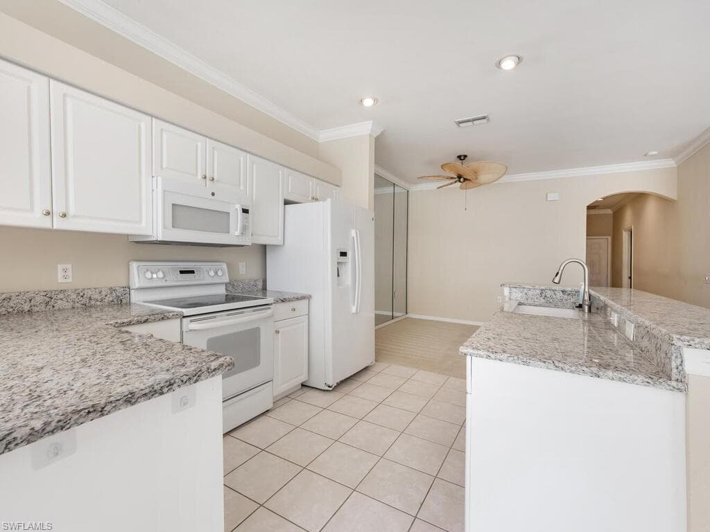 1834 Morning Sun Ln C-39, Naples, FL 34119-22