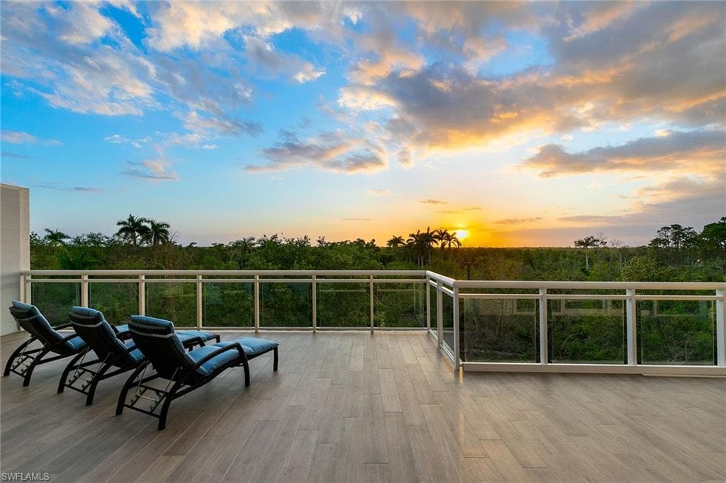 13935 Old Coast Rd 305, Naples, FL 34110-4