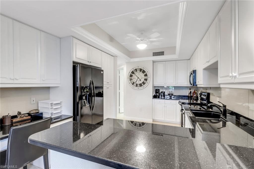 325 Dunes Blvd Terrace 2, Naples, FL 34110-13