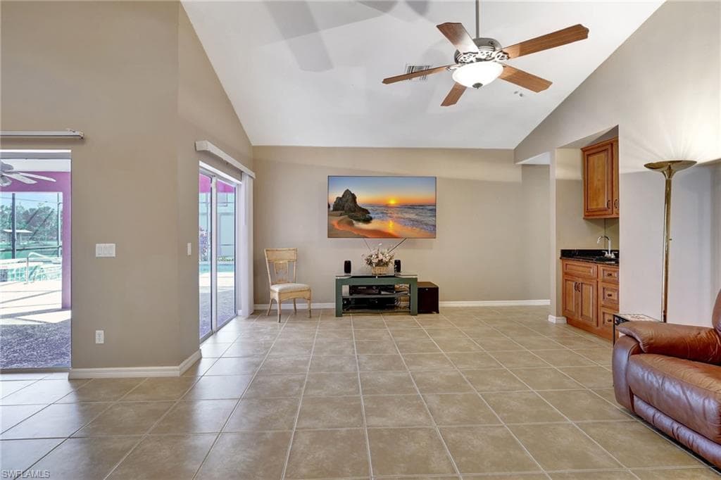 1330 11th St SW, Naples, FL 34117-17
