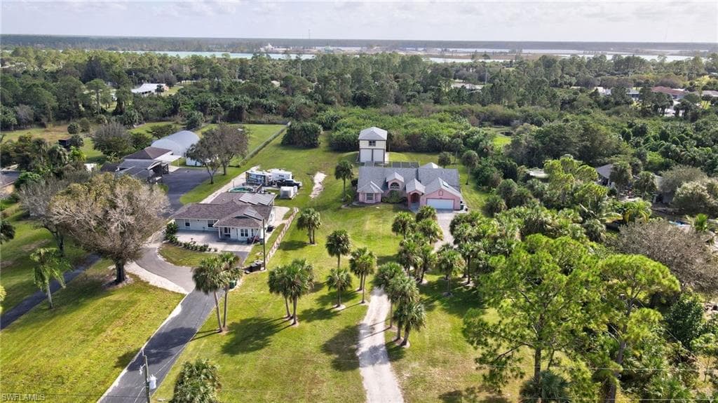 1330 11th St SW, Naples, FL 34117-34