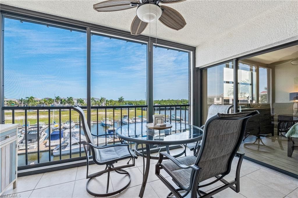803 River Point Dr 306b, Naples, FL 34102-19
