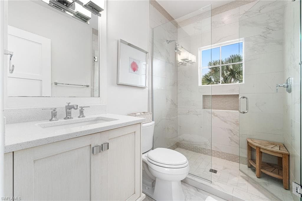 730 9th Ave S, Naples, FL 34102-28