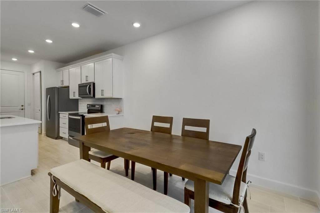 4180 Sonoma Oaks Cir, Naples, FL 34119-9