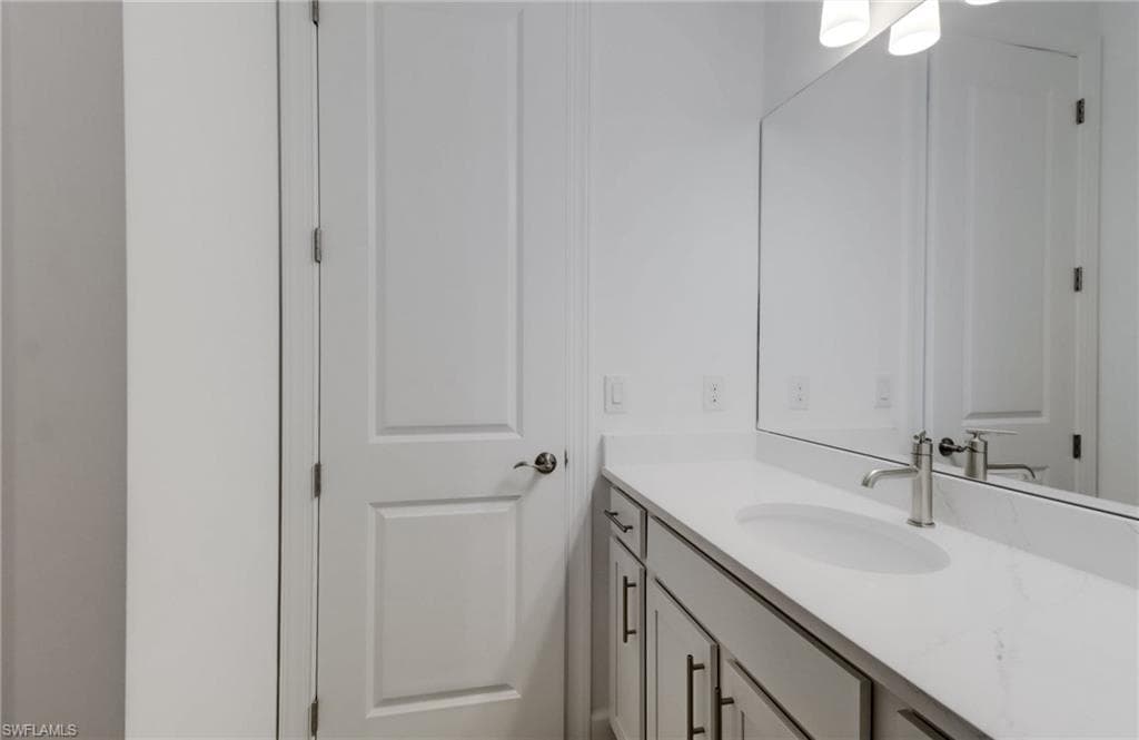 4180 Sonoma Oaks Cir, Naples, FL 34119-25