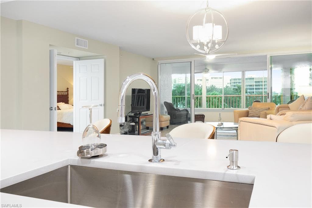 21 Bluebill Ave B-303, Naples, FL 34108-11
