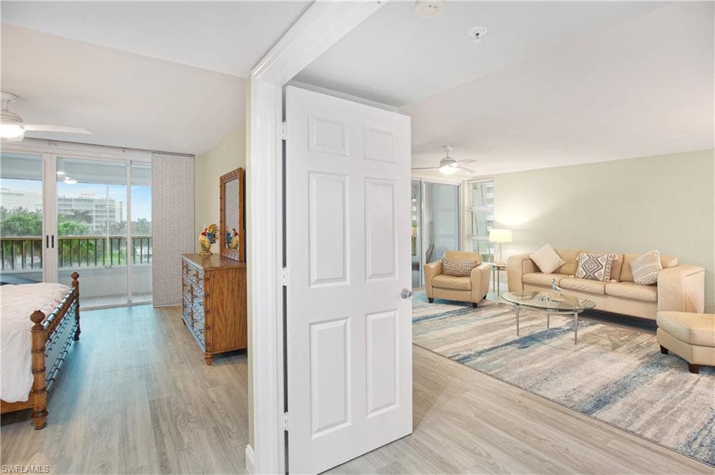 21 Bluebill Ave B-303, Naples, FL 34108-16