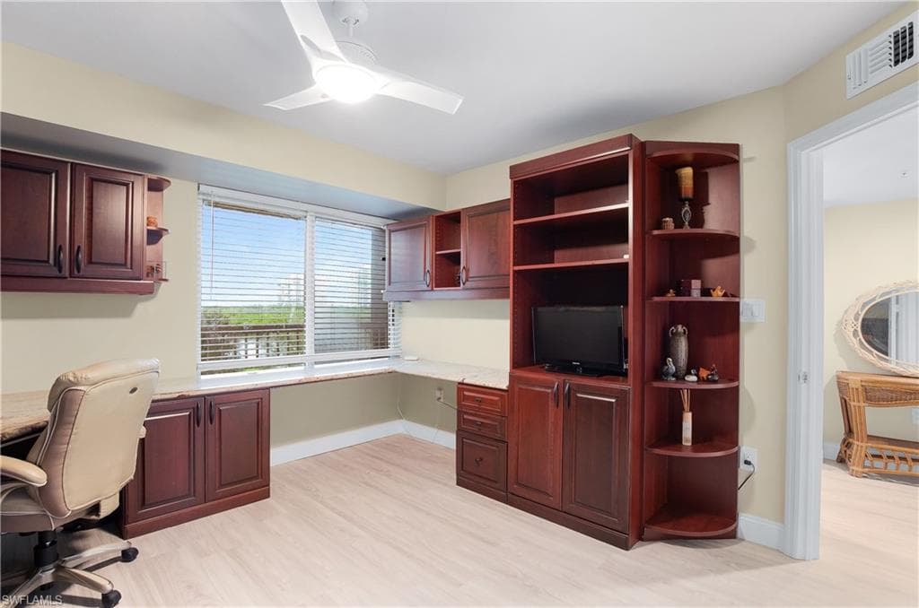 21 Bluebill Ave B-303, Naples, FL 34108-28