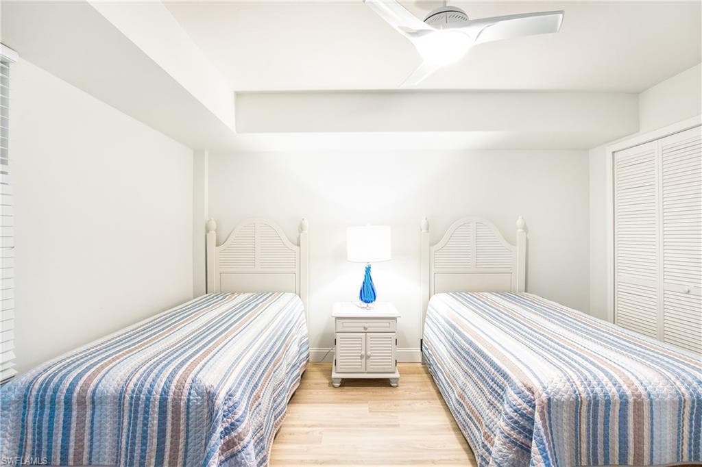21 Bluebill Ave B-303, Naples, FL 34108-30